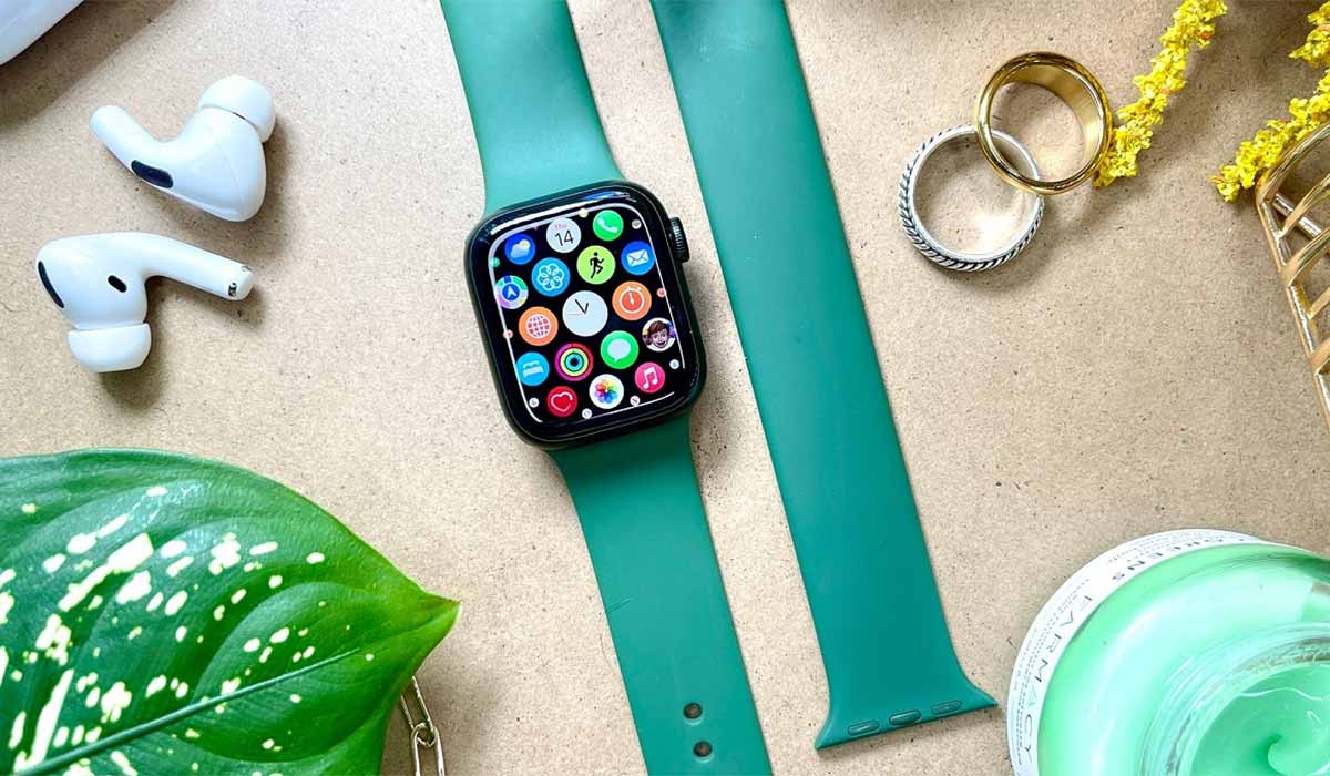 اپل واچ سری ۷ با بند ۴۵ میلی متری