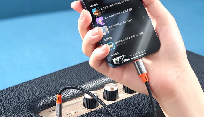 مبدل لایتنینگ به AUX برند مک دودو مدل CA-0780 به طول 1.2 متر